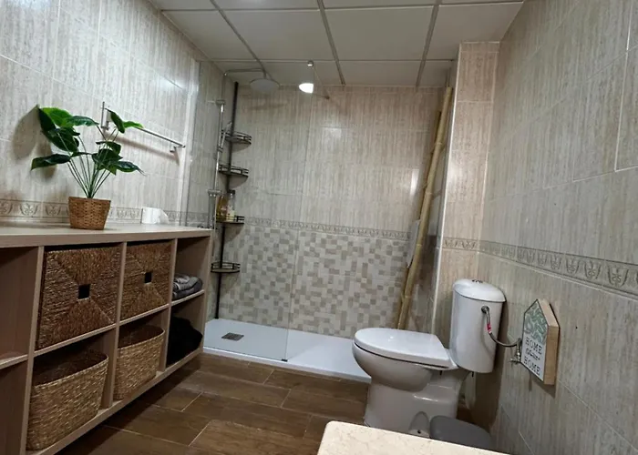 Con Encanto Cerca De La Playa El Rosario